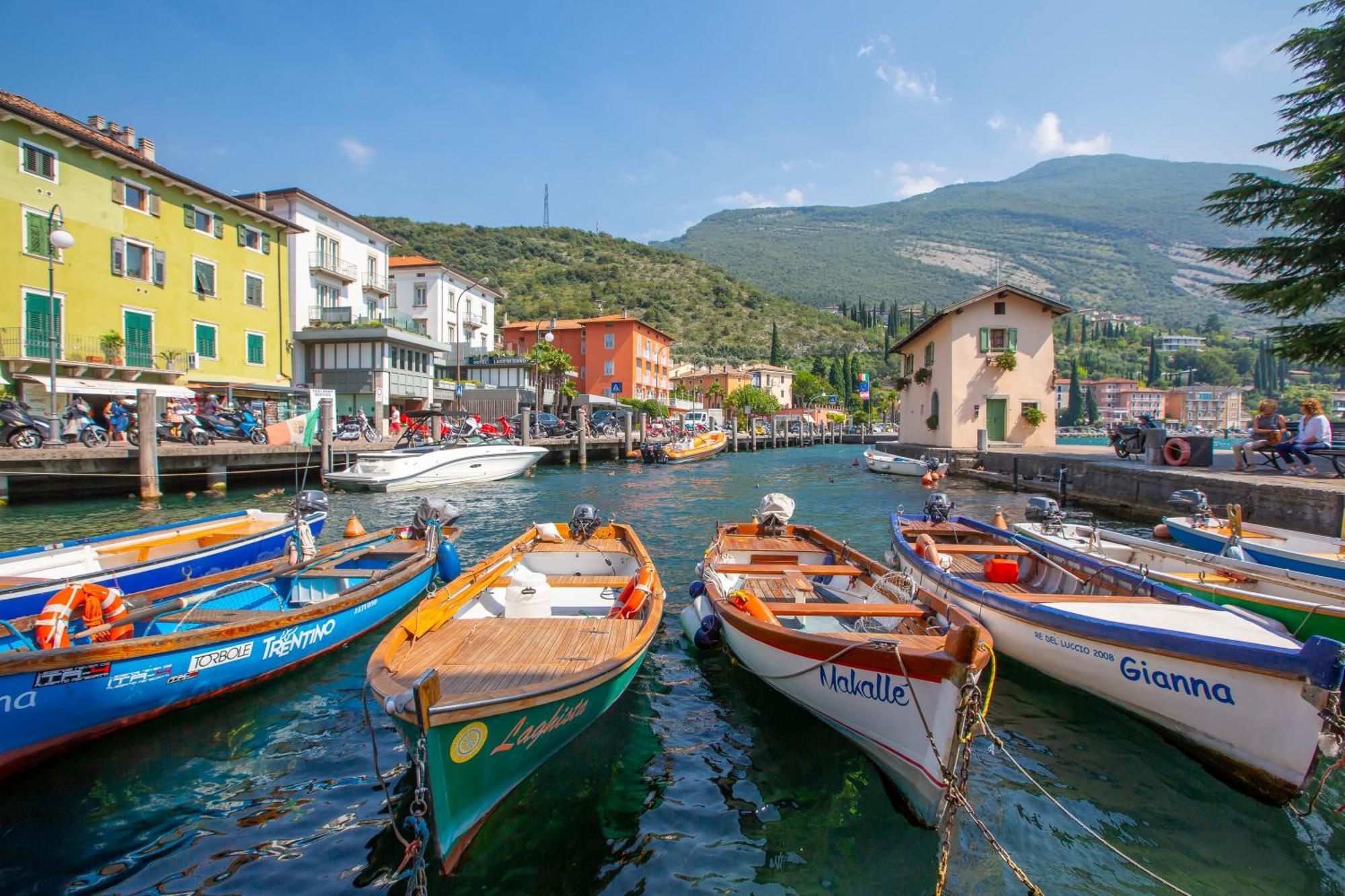 Dogana Best Lake View - Happy Rentals Торболе Экстерьер фото